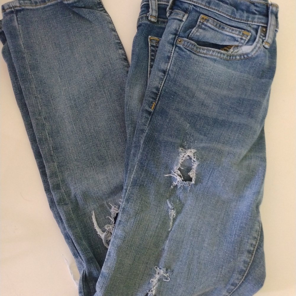 Old navy karate blue jeans boys slim size 12.